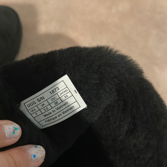 Ugg Black Triplet Bailey Button Boots - Picture 7 of 8